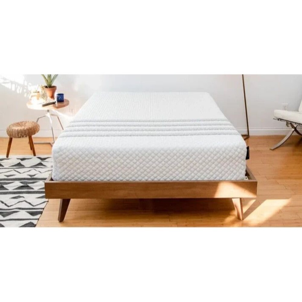 Leesa Original King Mattress | Sanitized & Recompacted | Free Delivery